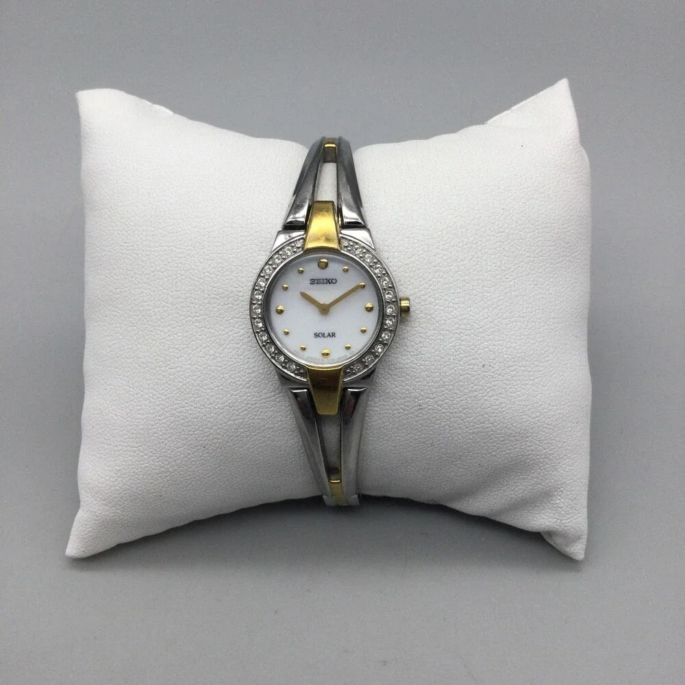 Seiko V117-0A10 Womens Solar Watch 22mm Crystals Two Tone Bracelet 6.25
